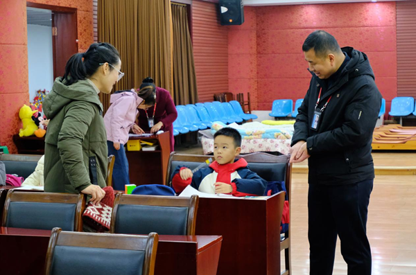 解職工后顧之憂(yōu) 丨綿陽(yáng)機(jī)場(chǎng)工會(huì)寒假托管班開(kāi)班